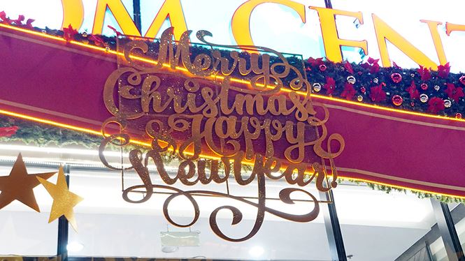 Không khí Noel tràn ngập phố phường Hà Nội